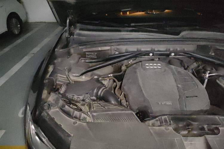 Used Audi Q5 2017 Plus 40 TFSI Technology Model Engine Bay Right