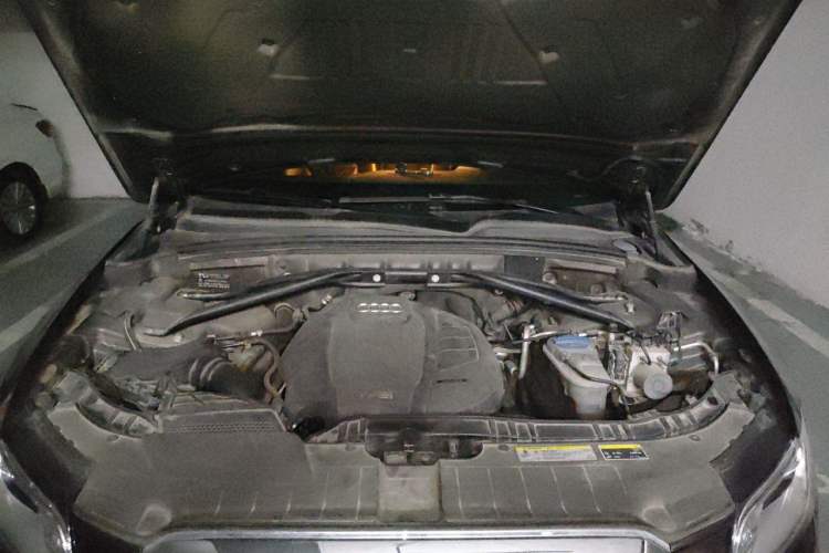 Used Audi Q5 2017 Plus 40 TFSI Technology Model Engine Bay