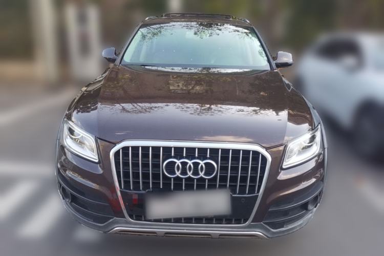 Used Audi Q5 2017 Plus 40 TFSI Comfort Model Front