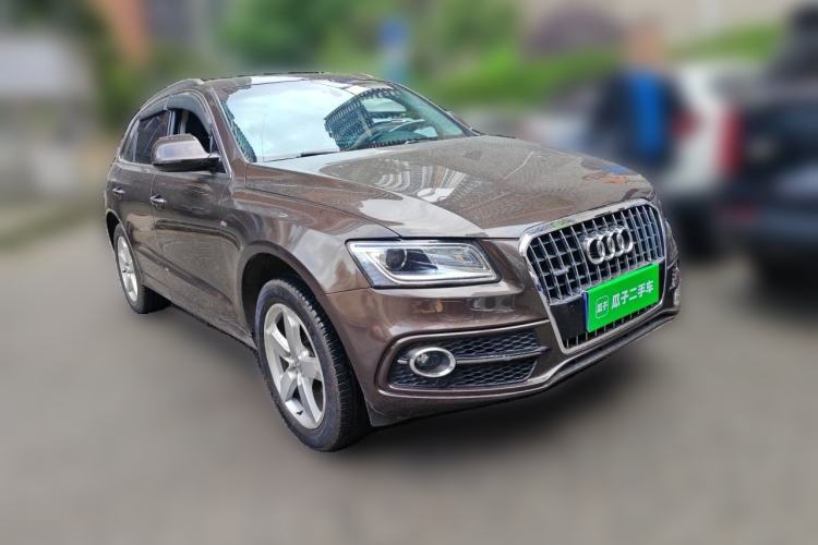 Used Audi Q5 2017 40 TFSI Ambition Edition Front Right 45 Deg