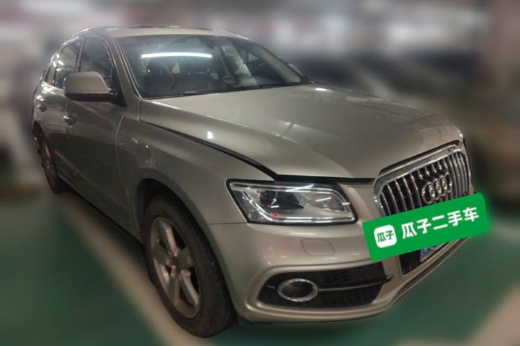 Used Audi Q5 2017 40 TFSI Ambition Edition Front Right 45 Deg