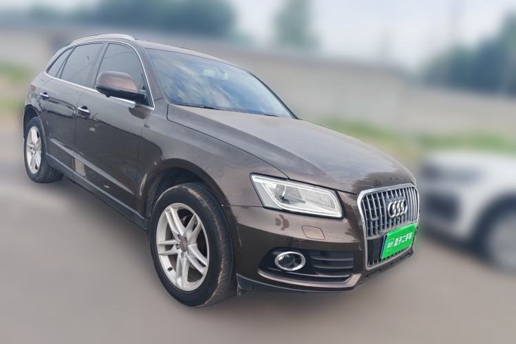 Used Audi Q5 2017 40 TFSI Technology Edition Front Right 45 Deg