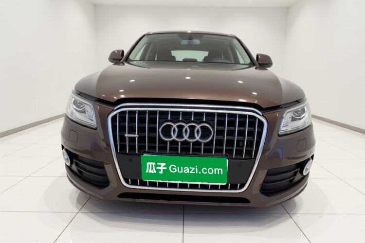 Used Audi Q5 2017 40 TFSI Comfort Model Front