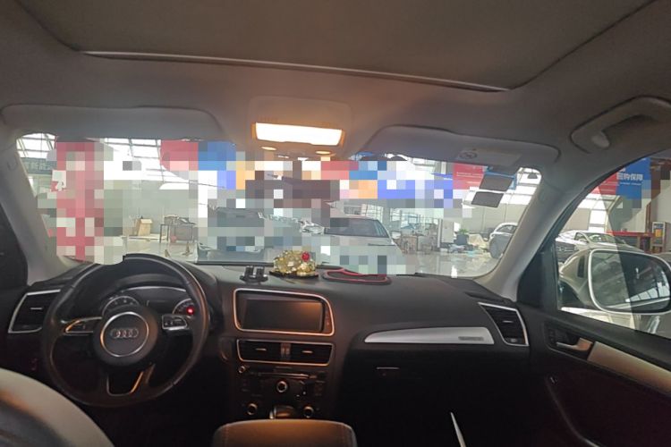 Used Audi Q5 2017 Plus 40 TFSI Technology Model Headliner