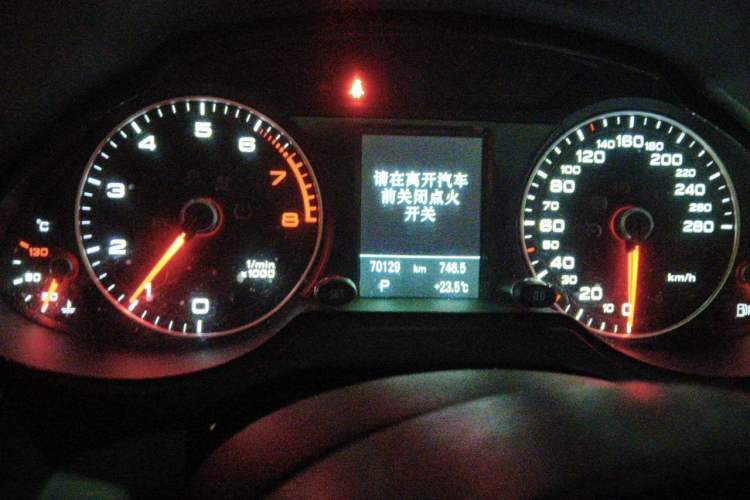 Used Audi Q5 2017 40 TFSI Ambition Edition Instrument Cluster