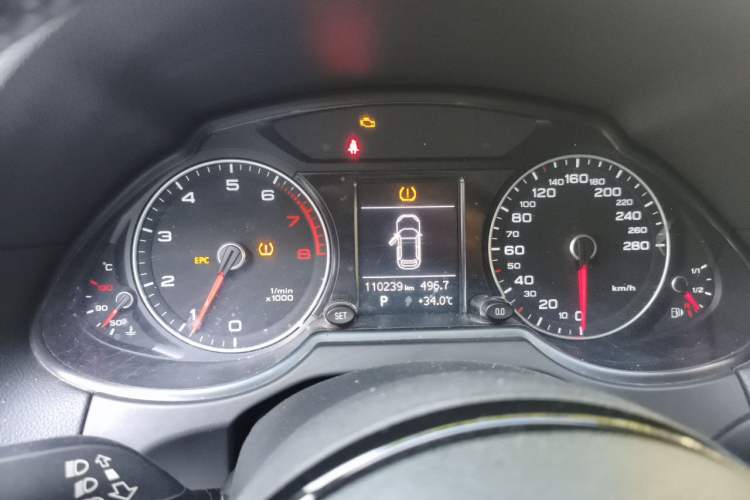 Used Audi Q5 2017 Plus 40 TFSI Ambition Model Instrument Cluster