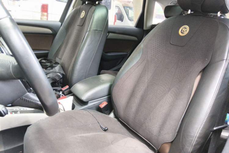 Used Audi Q5 2017 Plus 40 TFSI Ambition Model Left Front Seat