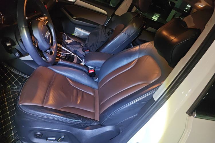Used Audi Q5 2017 40 TFSI Ambition Edition Left Front Seat