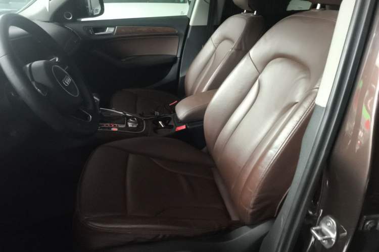 Used Audi Q5 2017 40 TFSI Comfort Model Left Front Seat