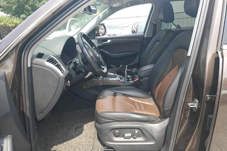 Used Audi Q5 2017 40 TFSI Comfort Model Left Front Seat
