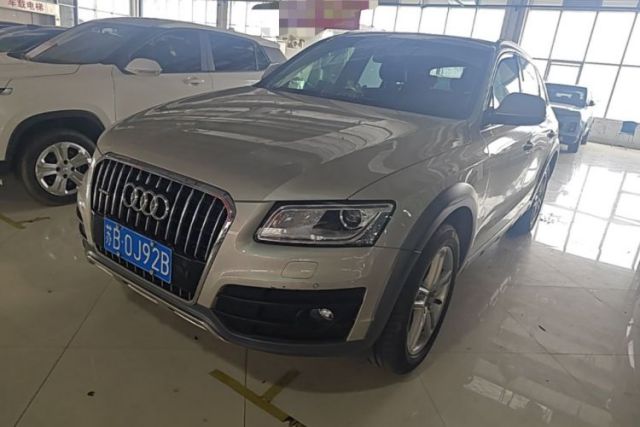 Used Audi Q5 2017 Plus 40 TFSI Technology Model