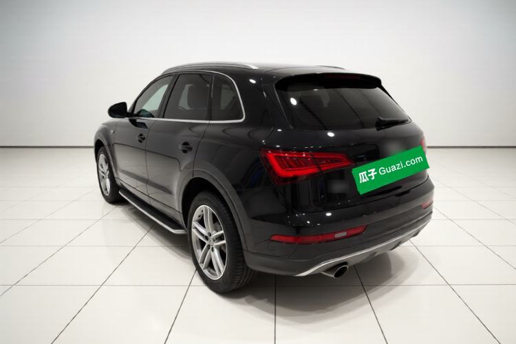 Used Audi Q5 2017 Plus 40 TFSI Technology Model Rear Left 45 Deg
