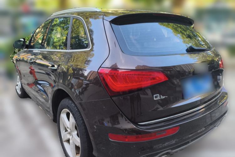 Used Audi Q5 2017 Plus 40 TFSI Ambition Model Rear Left 45 Deg