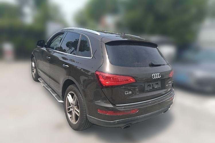 Used Audi Q5 2017 40 TFSI Comfort Model Rear Left 45 Deg