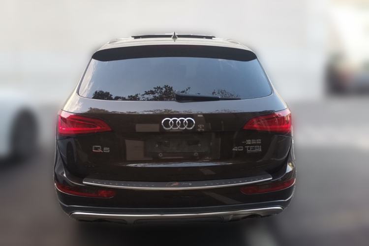 Used Audi Q5 2017 Plus 40 TFSI Comfort Model Rear
