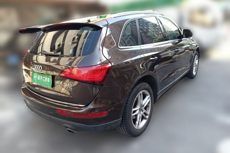 Used Audi Q5 2017 40 TFSI Technology Edition Rear Right 45 Deg