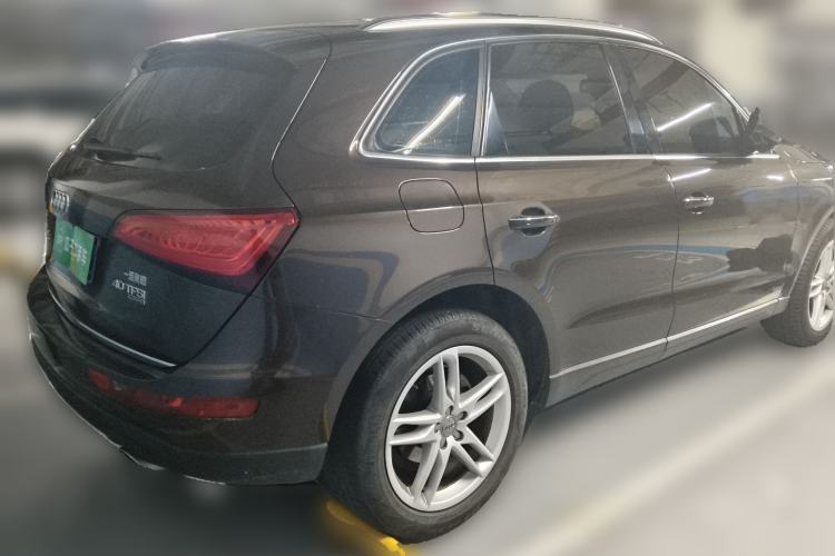 Used Audi Q5 2017 40 TFSI Technology Edition Rear Right 45 Deg