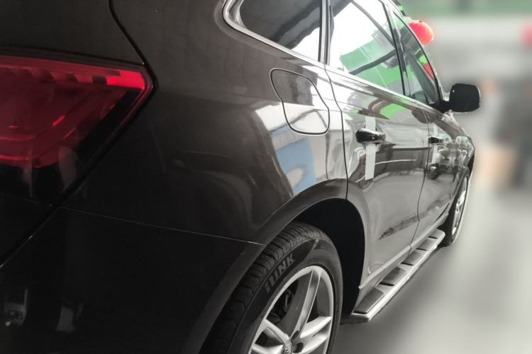 Used Audi Q5 2017 40 TFSI Comfort Model Rear Right 45 Deg