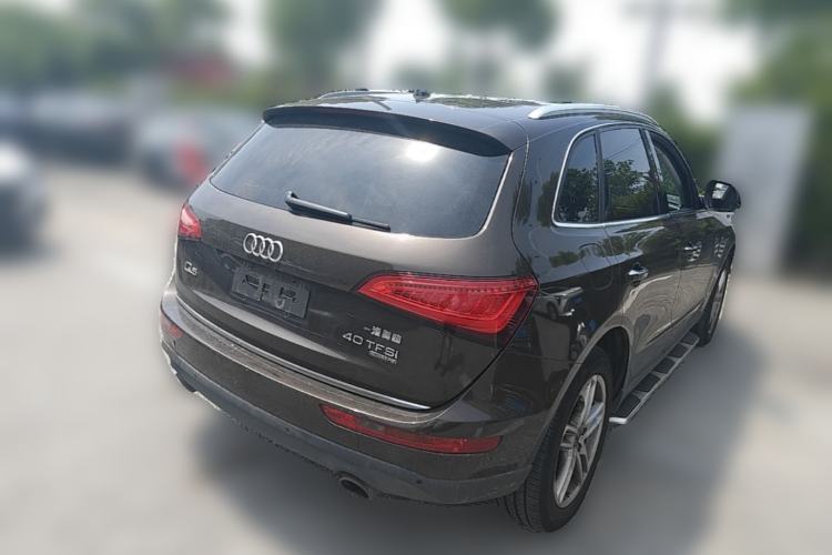 Used Audi Q5 2017 40 TFSI Comfort Model Rear Right 45 Deg