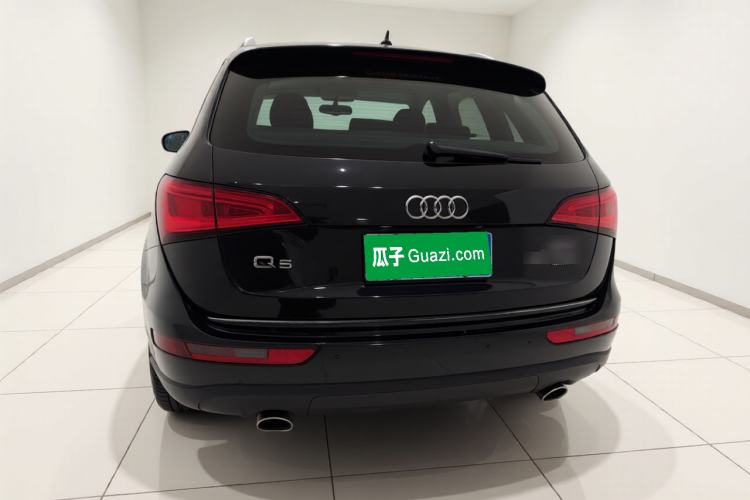 Used Audi Q5 2017 40 TFSI Comfort Model Rear