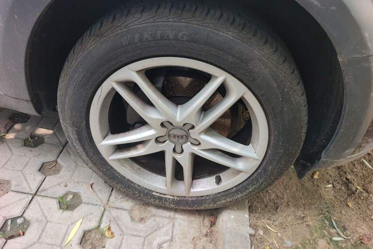 Used Audi Q5 2017 Plus 40 TFSI Technology Model Right Front Wheel Hub