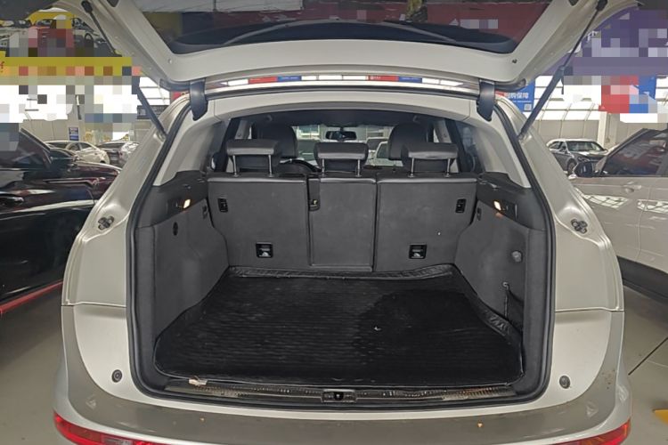 Used Audi Q5 2017 Plus 40 TFSI Technology Model Trunk