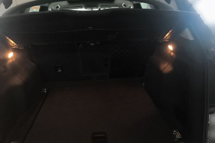 Used Audi Q5 2017 40 TFSI Comfort Model Trunk
