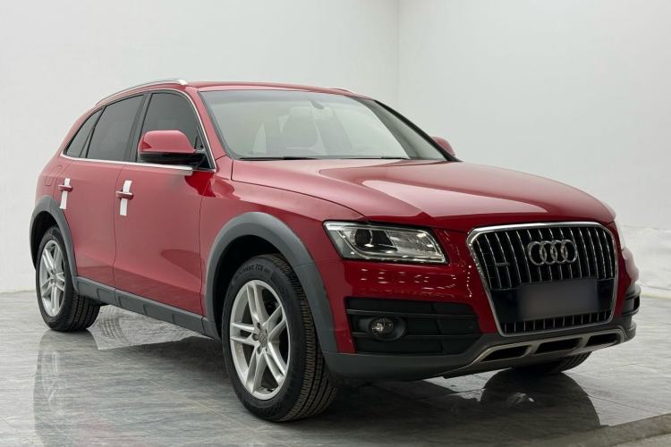 Used Audi Q5 2017 Plus 40 TFSI Technology Model Exterior 2