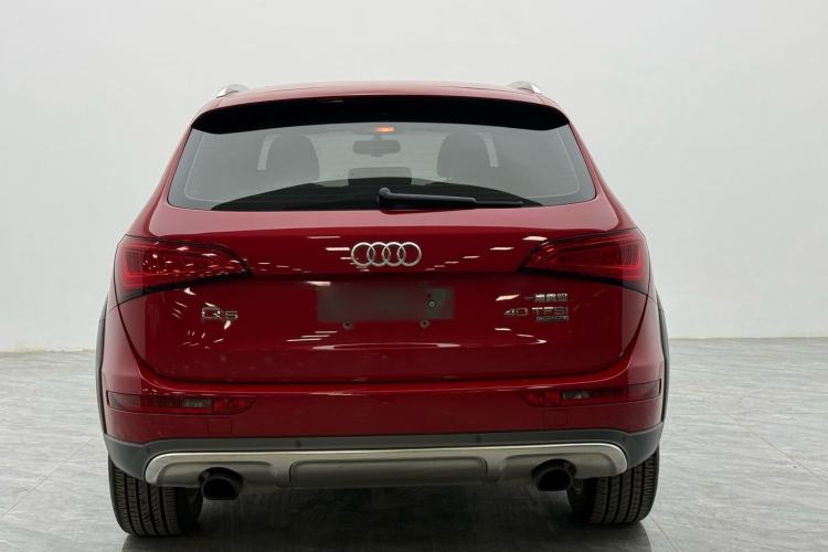 Used Audi Q5 2017 Plus 40 TFSI Technology Model Exterior 4