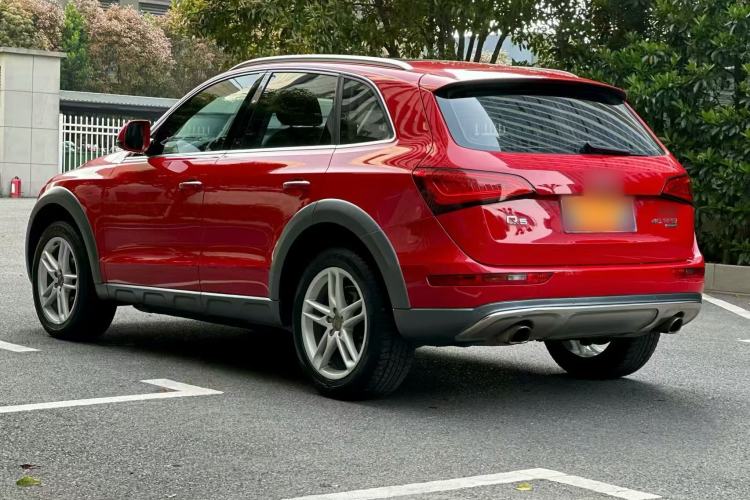 Used Audi Q5 2017 Plus 40 TFSI Technology Model Exterior 4