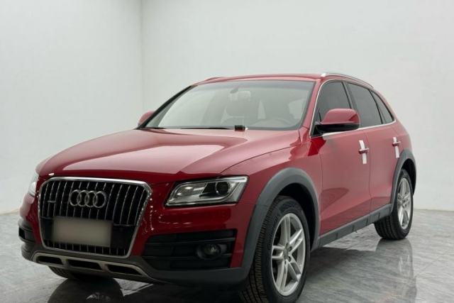 Used Audi Q5 2017 Plus 40 TFSI Technology Model