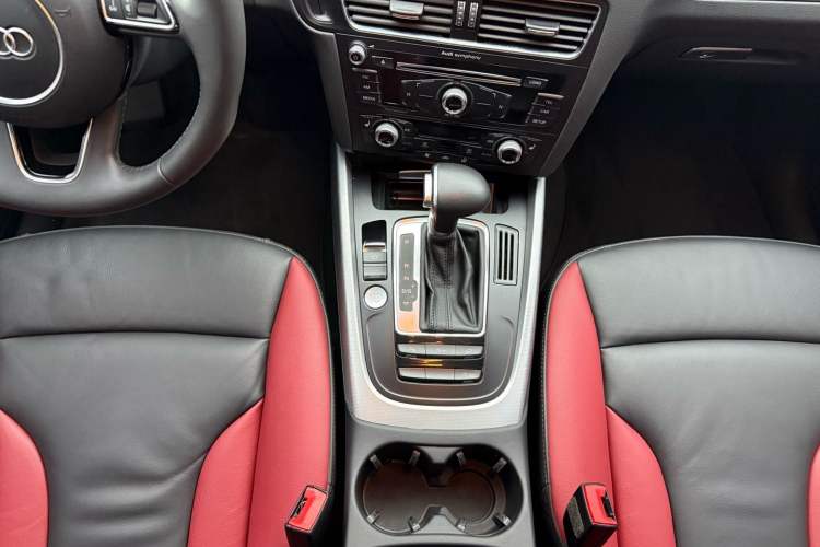 Used Audi Q5 2017 Plus 40 TFSI Technology Model Gear Lever
