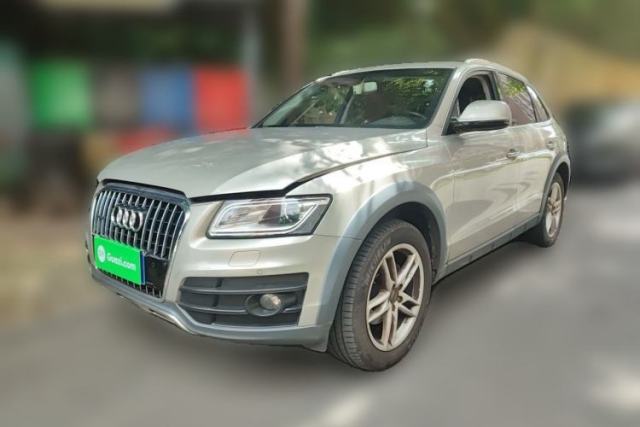 Used Audi Q5 2017 Plus 40 TFSI Technology Model
