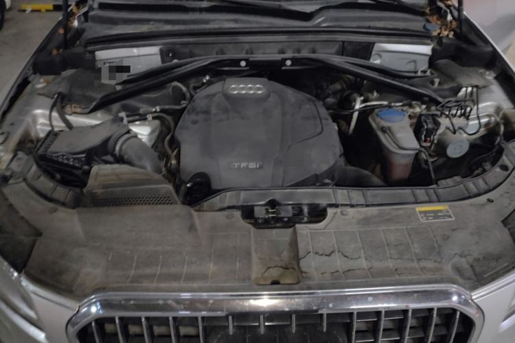 Used Audi Q5 2017 40 TFSI Ambition Edition Engine Bay