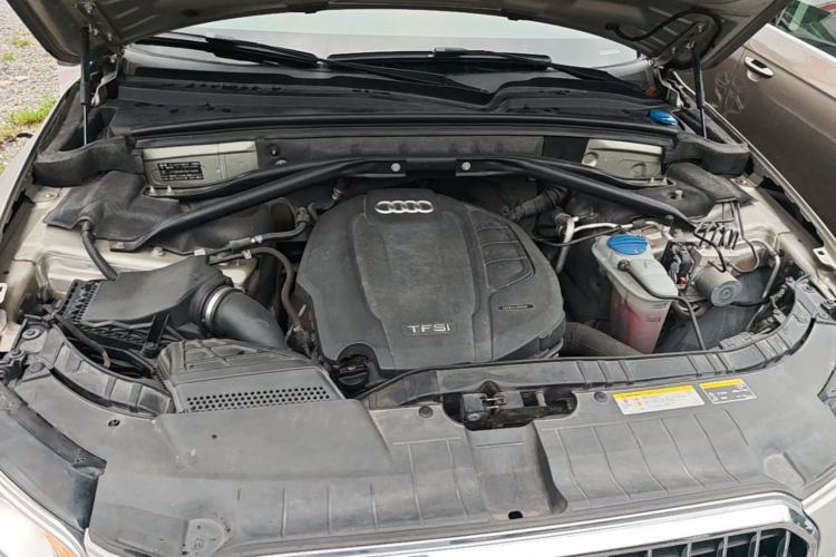 Used Audi Q5 2017 40 TFSI Technology Edition Engine Bay