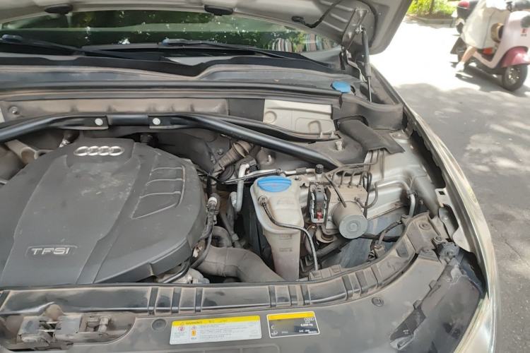 Used Audi Q5 2017 Plus 40 TFSI Technology Model Engine Bay Left