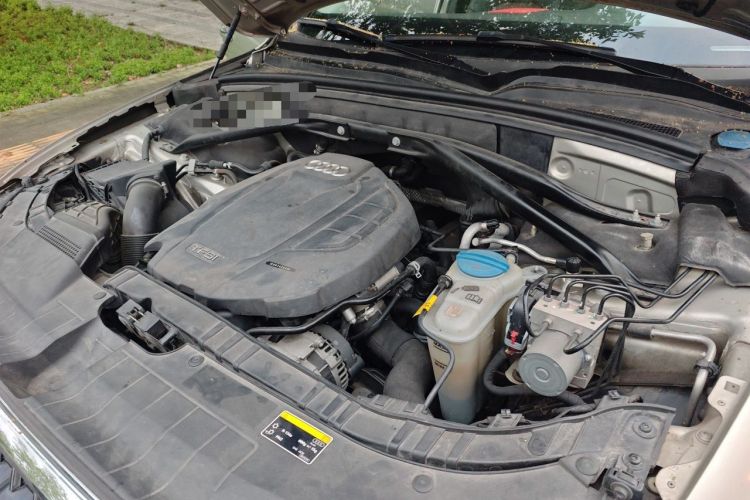 Used Audi Q5 2017 40 TFSI Ambition Edition Engine Bay Left