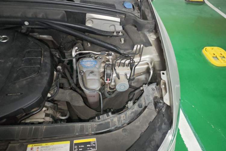 Used Audi Q5 2017 40 TFSI Ambition Edition Engine Bay Left