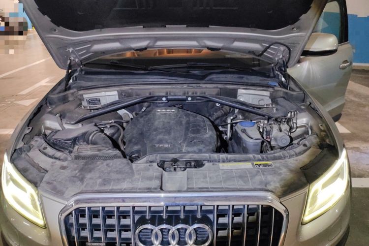 Used Audi Q5 2017 Plus 40 TFSI Technology Model Engine Bay