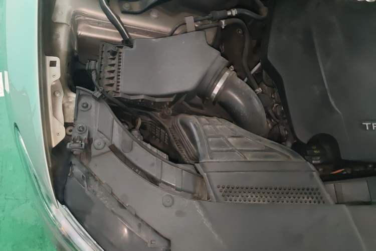 Used Audi Q5 2017 40 TFSI Ambition Edition Engine Bay Right