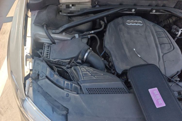 Used Audi Q5 2017 Plus 40 TFSI Technology Model Engine Bay Right