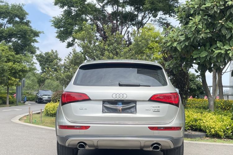 Used Audi Q5 2017 Plus 40 TFSI Technology Model Exterior 4