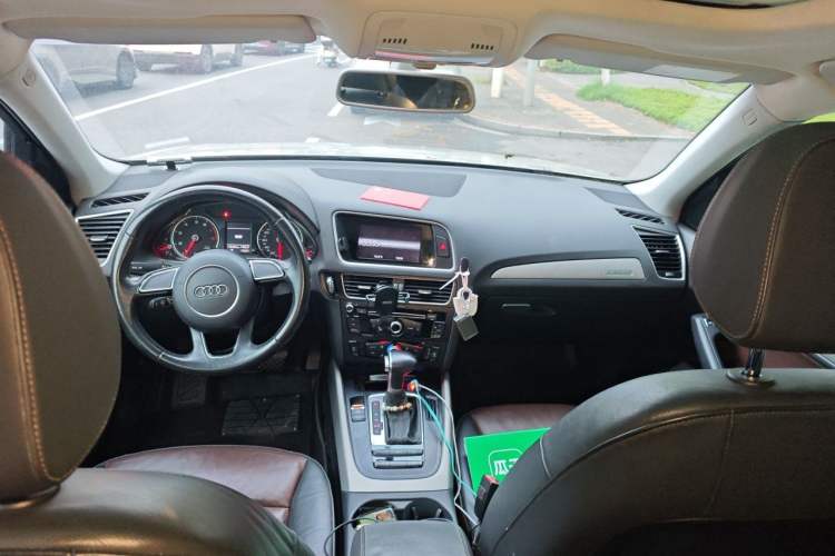 Used Audi Q5 2017 40 TFSI Ambition Edition Headliner