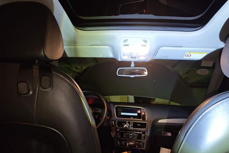 Used Audi Q5 2017 40 TFSI Ambition Edition Headliner