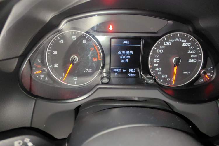 Used Audi Q5 2017 Plus 40 TFSI Technology Model Instrument Cluster