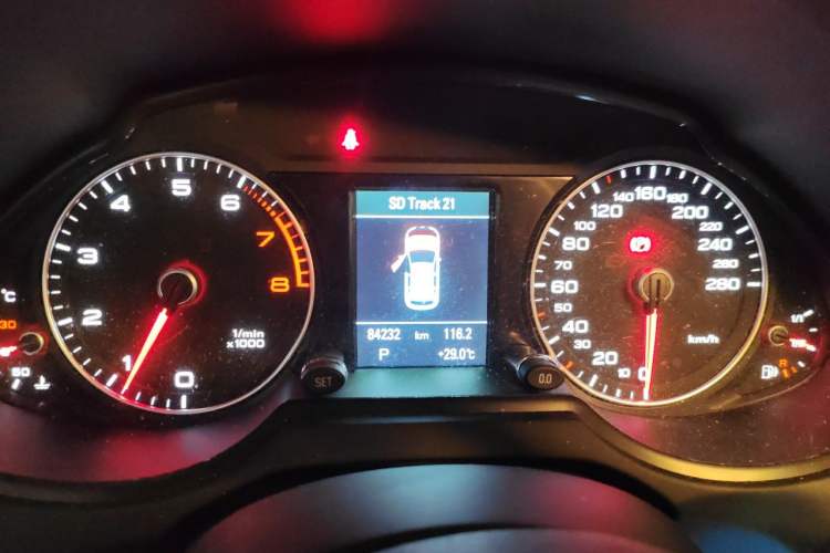 Used Audi Q5 2017 Plus 40 TFSI Technology Model Instrument Cluster