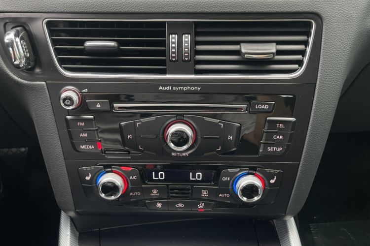 Used Audi Q5 2017 Plus 40 TFSI Technology Model Interior 1