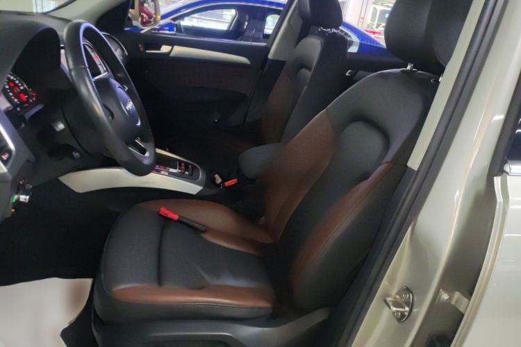 Used Audi Q5 2017 Plus 40 TFSI Technology Model Left Front Seat