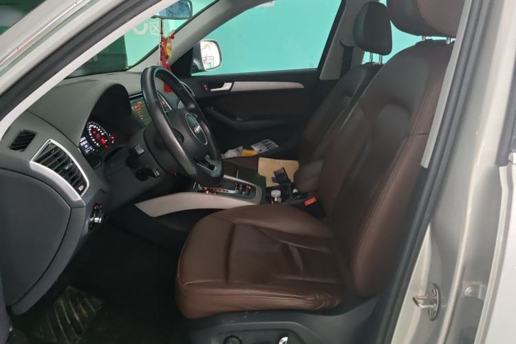 Used Audi Q5 2017 40 TFSI Ambition Edition Left Front Seat