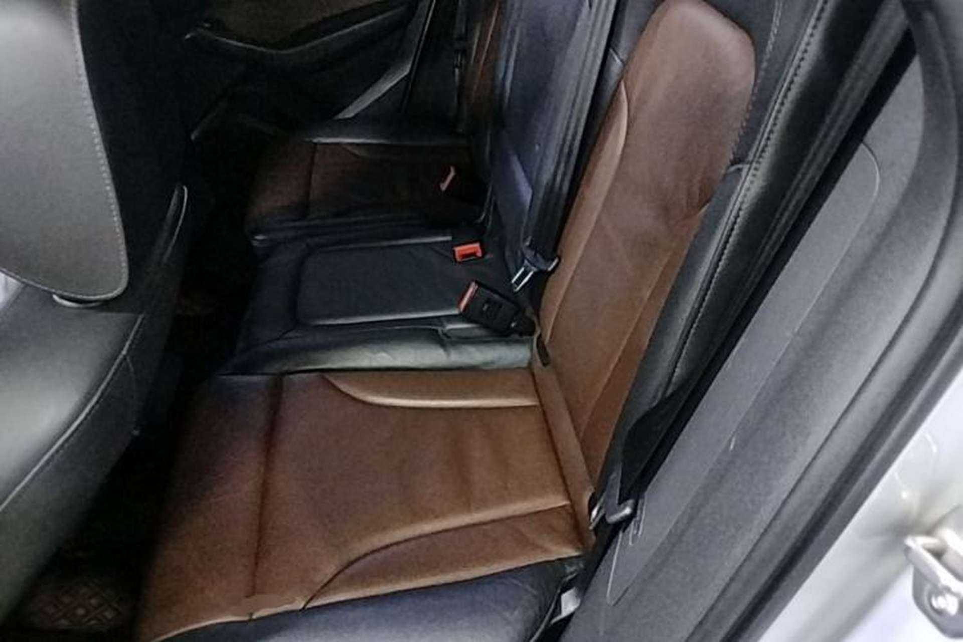 Used Audi Q5 2017 40 TFSI Ambition Edition Left Rear Seat
